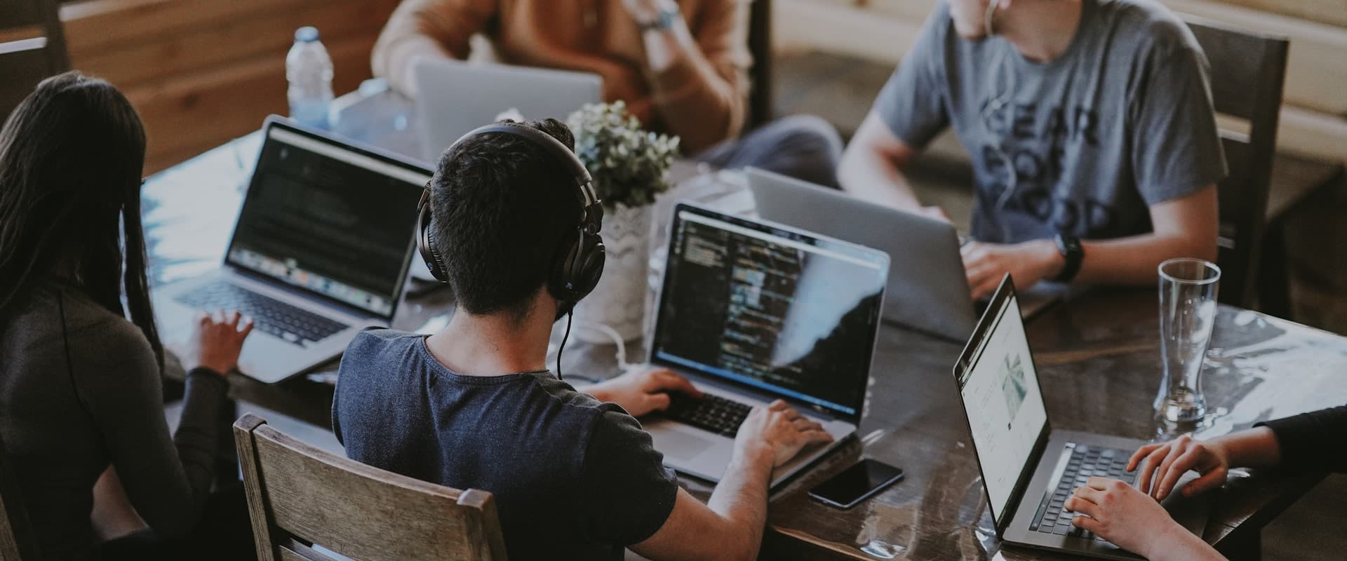 Careers at Groenewold IT Solutions – teamwork in software development Careers at Groenewold IT Solutions – teamwork in software development